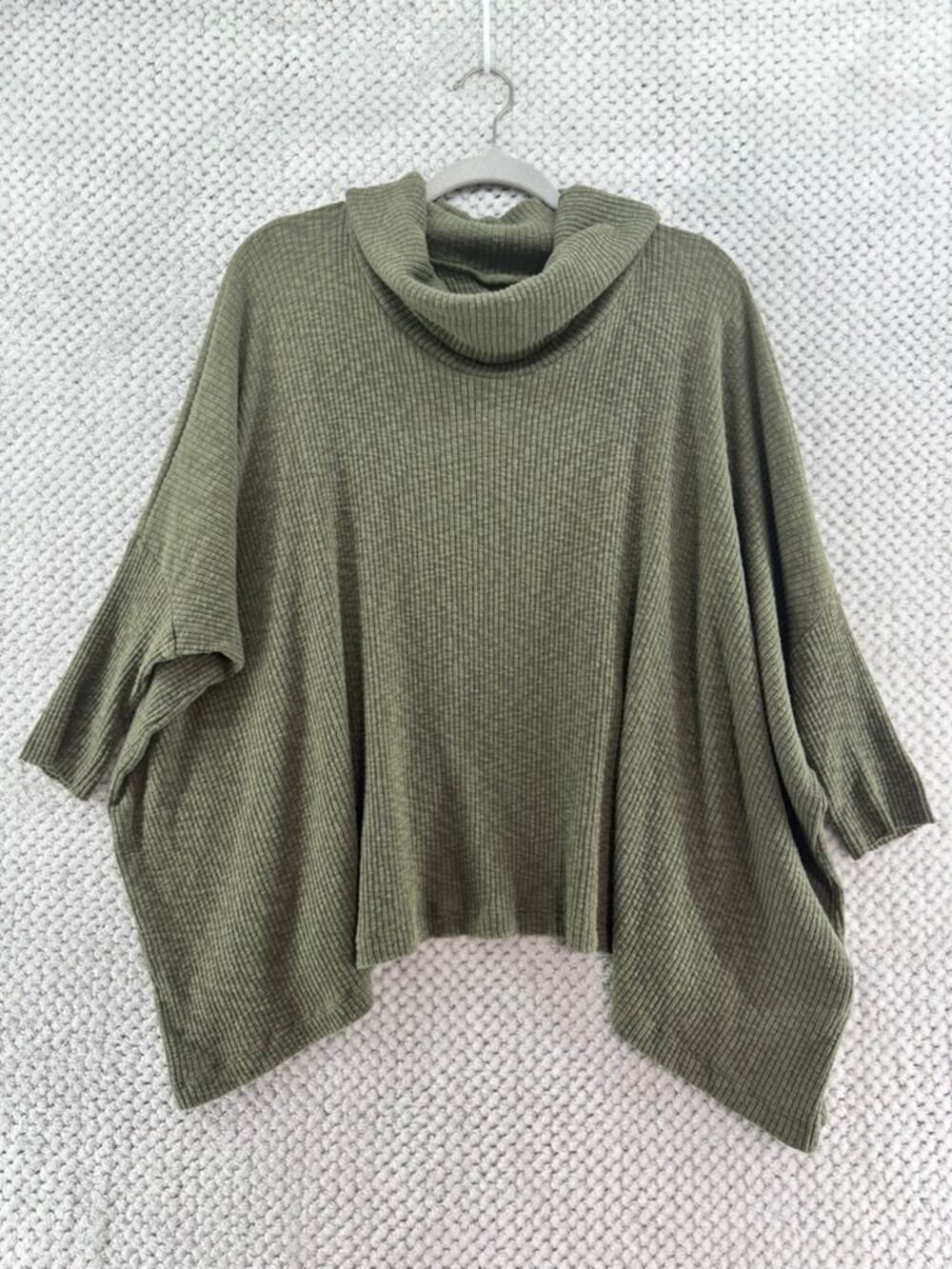 FP Beach Cowl Sweater Womens M Green Rib Knit Open Back Oversize Relax